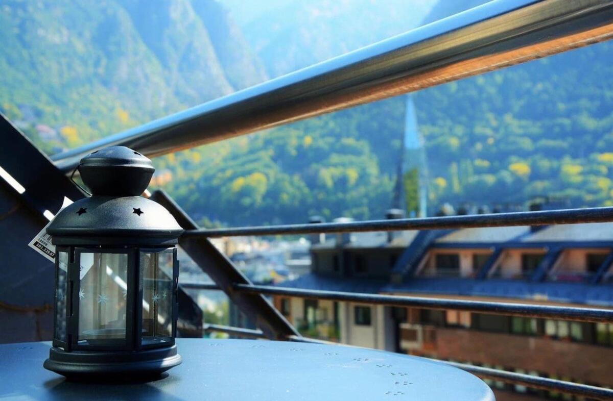 Апартаменты Nido, Atico Terraza Y Parking En El Centro De Escaldes Экстерьер фото